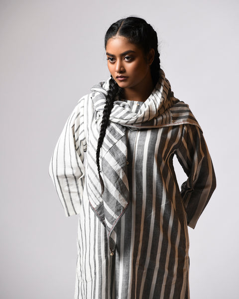 Kokila set in stripes