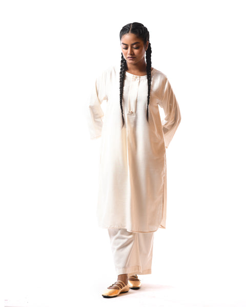 Kokila set in Ivory