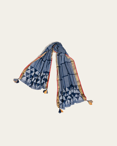 Jhorna jamdani Dupatta in Indigo - white