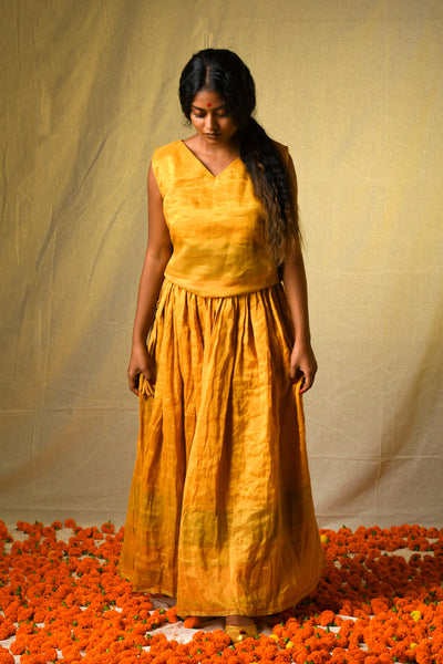 Signature SAKHI woven gold set