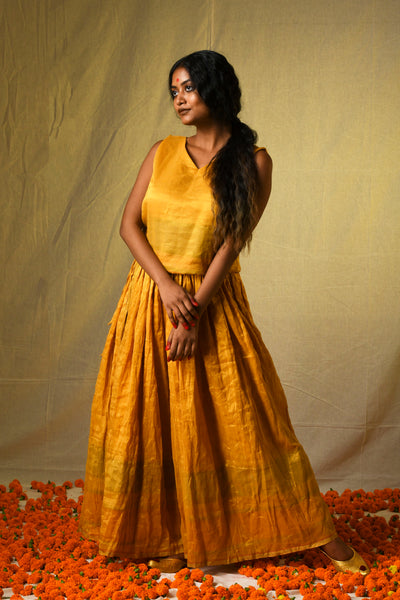 Signature SAKHI woven gold set