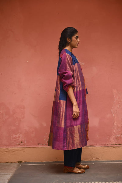 YATRA colour block cape